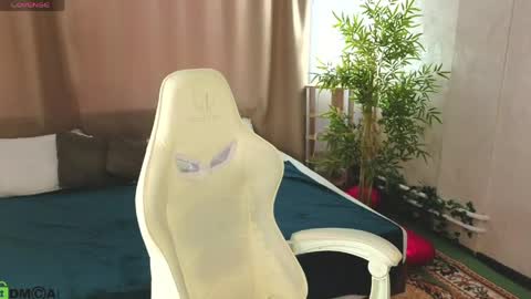 Snapshot of susan__clark chatting on 20, 5, 2026 Annie online show from 20, 5, 2026