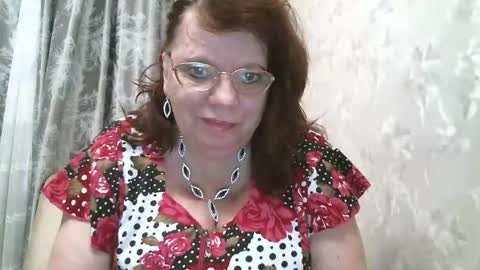 Snapshot of susanaahsun chatting on 17, 11, 2025 SusanaAhSun online show from 17, 11, 2025