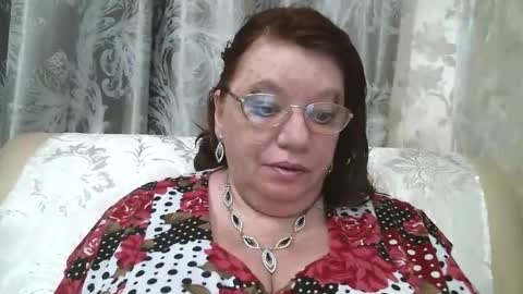 Snapshot of susanaahsun chatting on 12, 5, 2026 SusanaAhSun online show from 12, 5, 2026