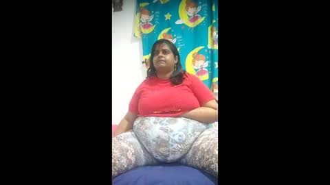 Snapshot of susanaeshwar chatting on 8, 4, 2026 susanaeshwar online show from 8, 4, 2026