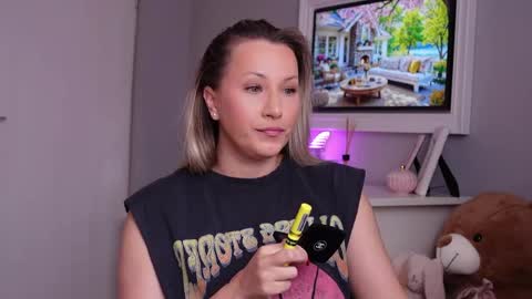 SusanJewel online show from 22, 4, 2026