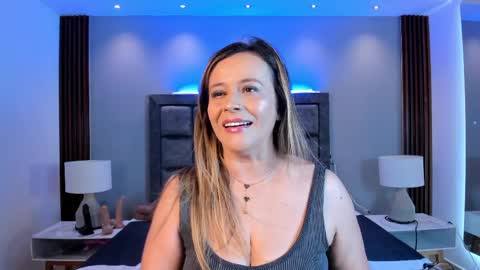 Susan  Everyday From 0530 to 1430 Col Time online show from 13, 5, 2026