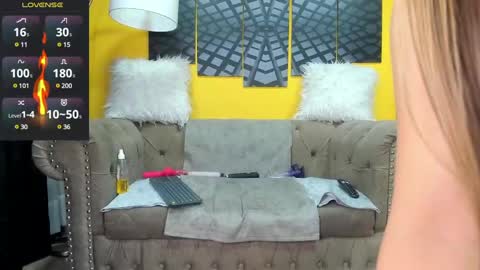 susanslim online show from 12, 3, 2025