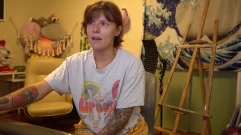 Snapshot of sushifox chatting on 18, 11, 2025 online show from 18, 11, 2025