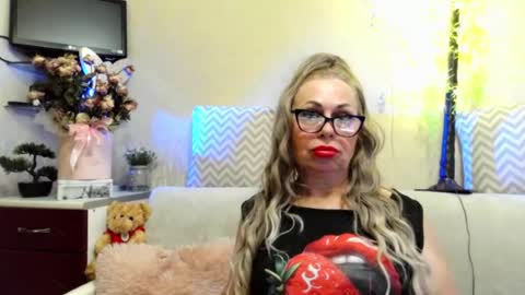 SusiexNoreen online show from 24, 7, 2026