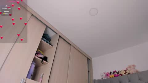 Juliana garcia online show from 19, 4, 2026