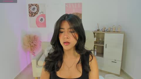 Sussan Monroe online show from 21, 4, 2026