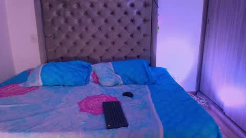 Andrea online show from 8, 6, 2026