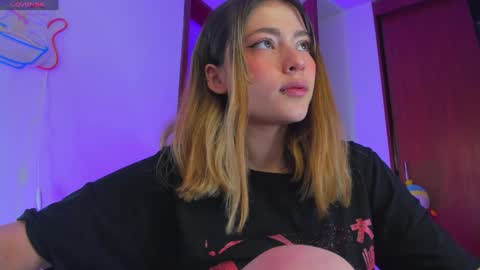 Snapshot of susssan_ferry chatting on 7, 2, 2025 Susy online show from 7, 2, 2025