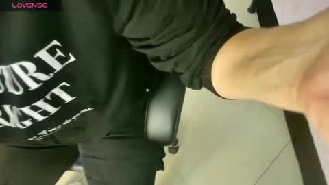   online show from 31, 12, 2024