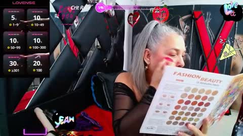 Snapshot of sussy_perez_ chatting on 5, 3, 2025 Sussy online show from 5, 3, 2025