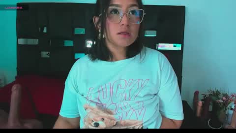 Snapshot of sussysunny_ chatting on 7, 5, 2026 Sussy Sunny online show from 7, 5, 2026
