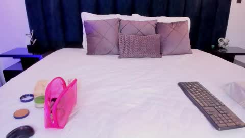 susyy online show from 4, 3, 2026