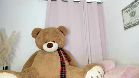 Snapshot of suzan__cooper2 chatting on 29, 10, 2025 suzan__cooper2 online show from 29, 10, 2025