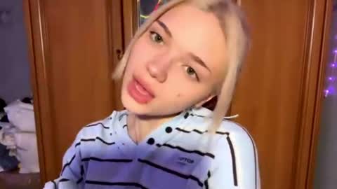 Stacy online show from 27, 6, 2026