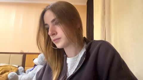 Emila online show from 6, 6, 2026