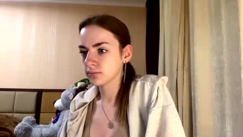Emila online show from 30, 6, 2026