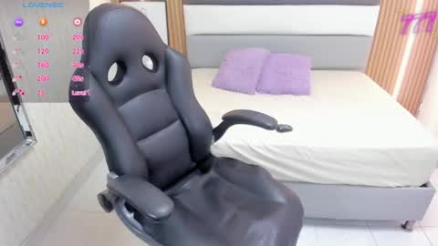 S U Z E T  online show from 27, 4, 2026