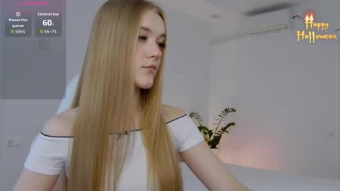 Snapshot of suzipons chatting on 16, 10, 2025 Suzi online show from 16, 10, 2025