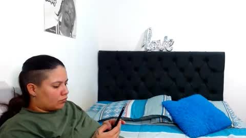 suzy_paz online show from 12, 4, 2026