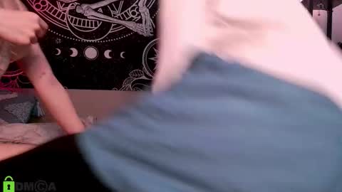 sweaties3 online show from 5, 3, 2026