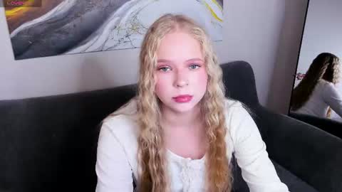 Sweeeet Angell online show from 22, 7, 2026