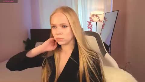 Sweeeet Angell online show from 29, 7, 2026