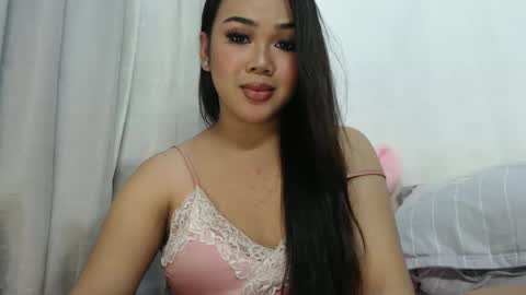 Snapshot of sweet18_jasmine chatting on 25, 12, 2024 sweet18_jasmine online show from 25, 12, 2024