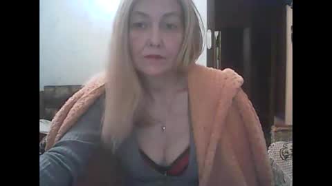 sweet4blonde67 online show from 13, 12, 2024