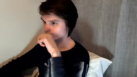 Sweet boy online show from 13, 6, 2026