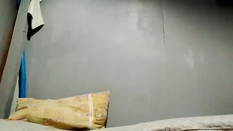 sweet818957 online show from 25, 1, 2025