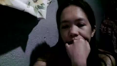 sweet818957 online show from 3, 3, 2025