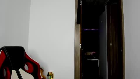 sweet__suck69bitch online show from 1, 3, 2025