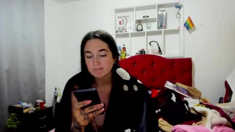 sweet__suck69bitch online show from 20, 5, 2026