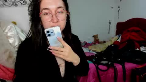 sweet__suck69bitch online show from 21, 6, 2026