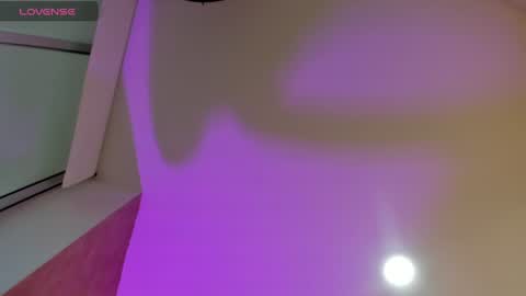 Vanessa online show from 10, 7, 2026