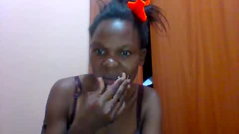 Snapshot of sweet_adora chatting on 24, 2, 2025 sweet_adora online show from 24, 2, 2025