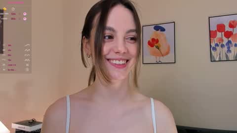 Snapshot of sweet_and_flirt chatting on 17, 12, 2025 Alice online show from 17, 12, 2025