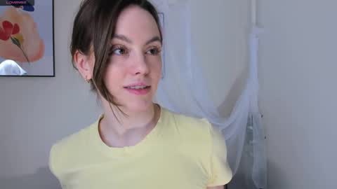 Snapshot of sweet_and_flirt chatting on 3, 3, 2026 Alice online show from 3, 3, 2026