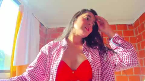 sweet and hot alaia online show from 12, 10, 2025