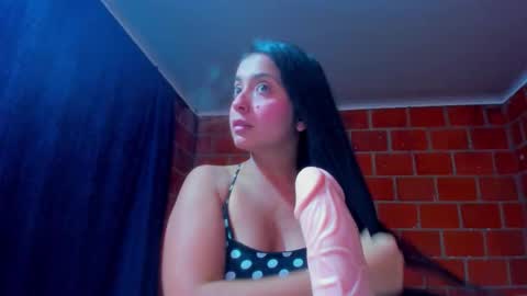 sweet and hot alaia online show from 13, 2, 2026
