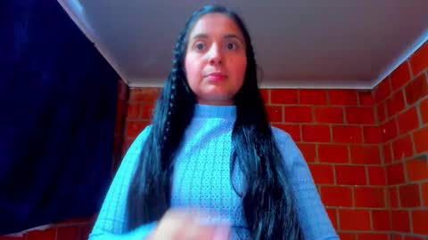 sweet and hot alaia online show from 19, 2, 2026