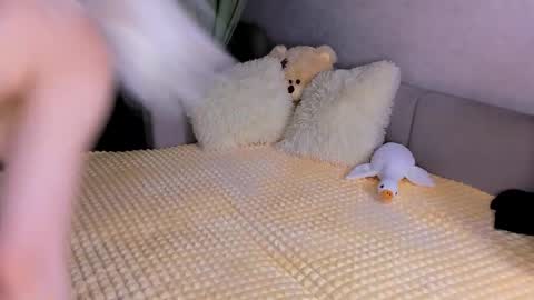 Snapshot of sweet_barbe chatting on 14, 11, 2025 Alice online show from 14, 11, 2025