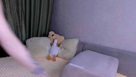 Snapshot of sweet_barbe chatting on 9, 7, 2026 Alice online show from 9, 7, 2026