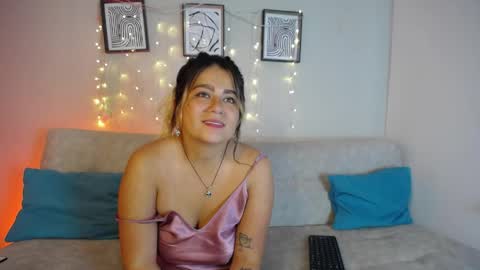Bella Valery online show from 12, 4, 2026