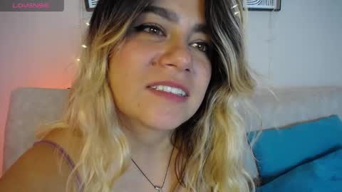 Bella Valery online show from 28, 4, 2026