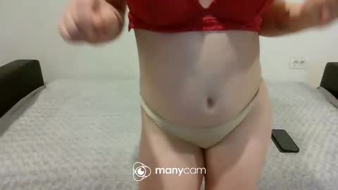 Snapshot of sweet_bluegirl chatting on 17, 2, 2025 Sweet bluegirl online show from 17, 2, 2025