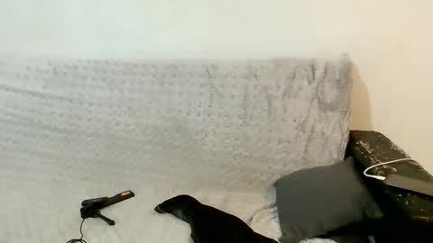 Snapshot of sweet_bluegirl chatting on 28, 11, 2025 Sweet bluegirl online show from 28, 11, 2025