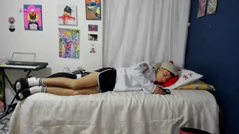 Snapshot of sweet_boys_xx chatting on 15, 2, 2025 CristianBrayan PVT OPEN online show from 15, 2, 2025