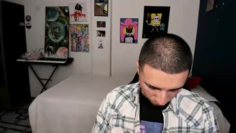 Snapshot of sweet_boys_xx chatting on 12, 9, 2025 CristianBrayan PVT OPEN online show from 12, 9, 2025